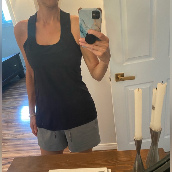 Lululemon sports top racer back size S - Picture 4 of 9